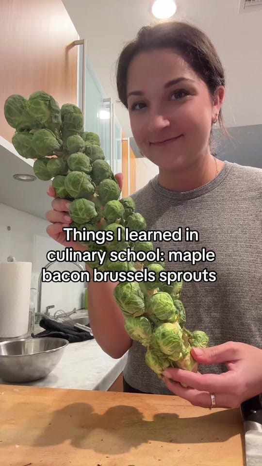 Post 3 by Karen Eats on TikTok (video)