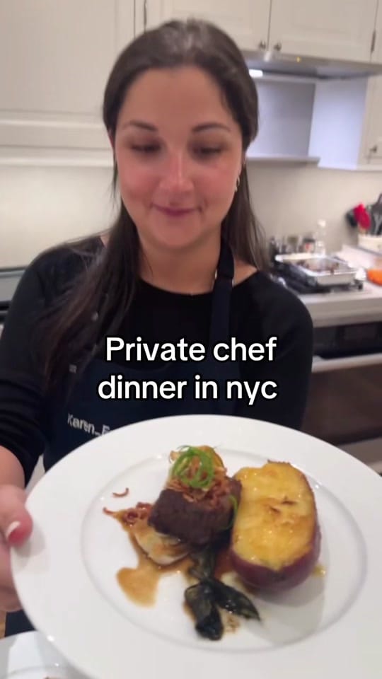 Post 10 by Karen Eats on TikTok (video)