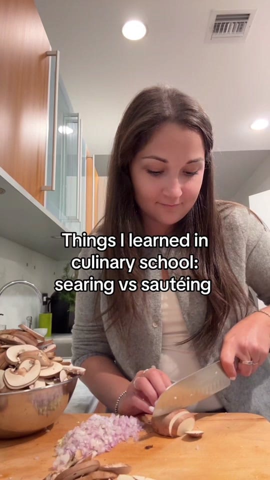 Post 5 by Karen Eats on TikTok (video)