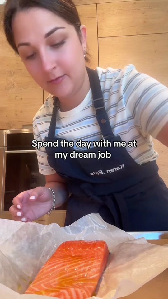 Post 1 by Karen Eats on TikTok (video)