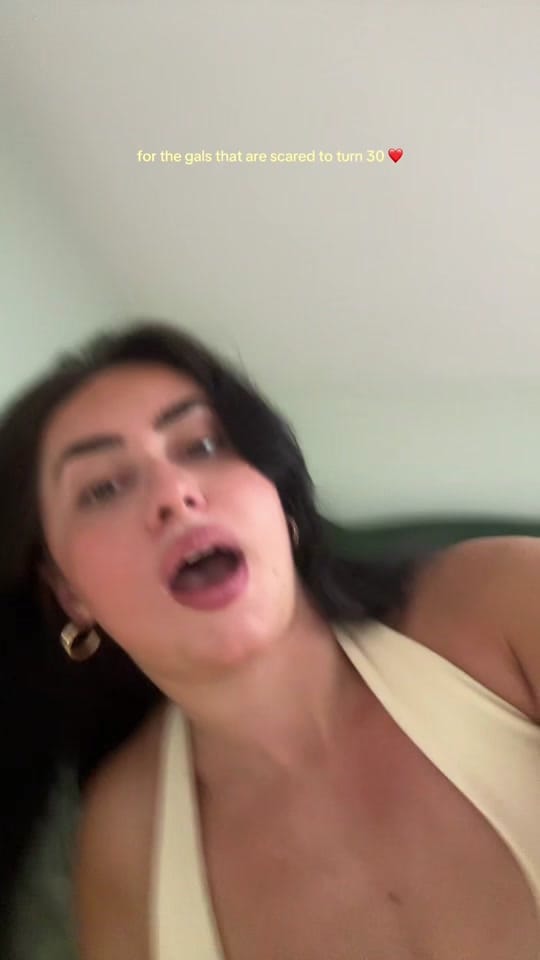 Post 4 by Carla Clark - PT on TikTok (video)