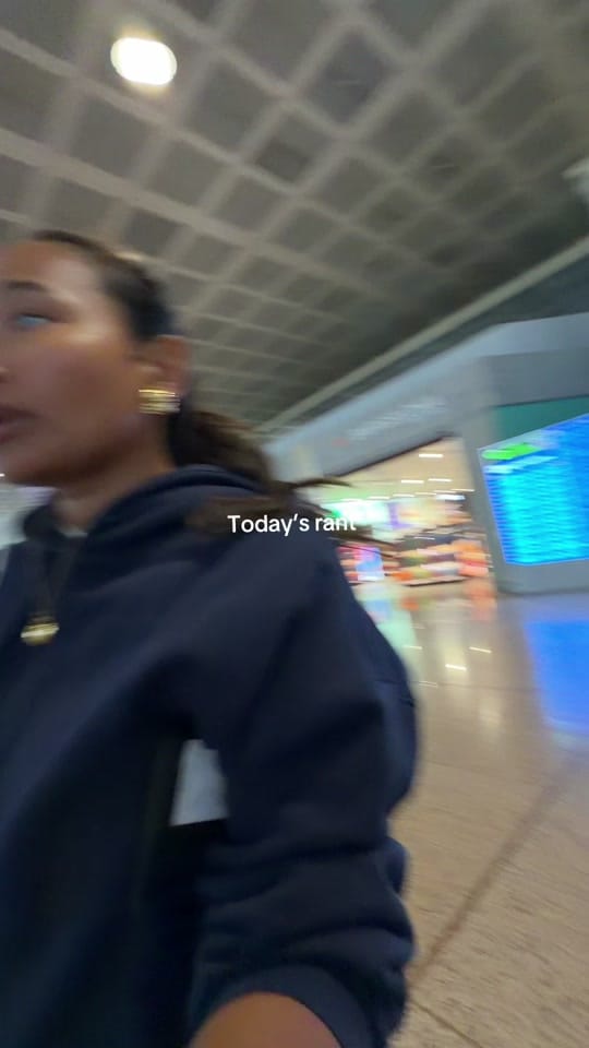 Post 5 by Juna on TikTok (video)