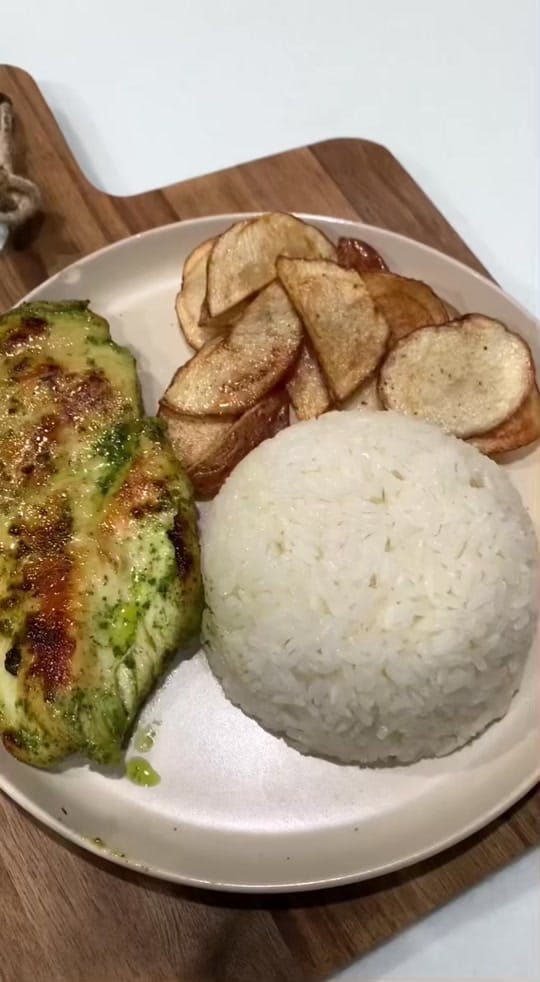 Post 10 by Yiyi’s Kitchen on TikTok (video)