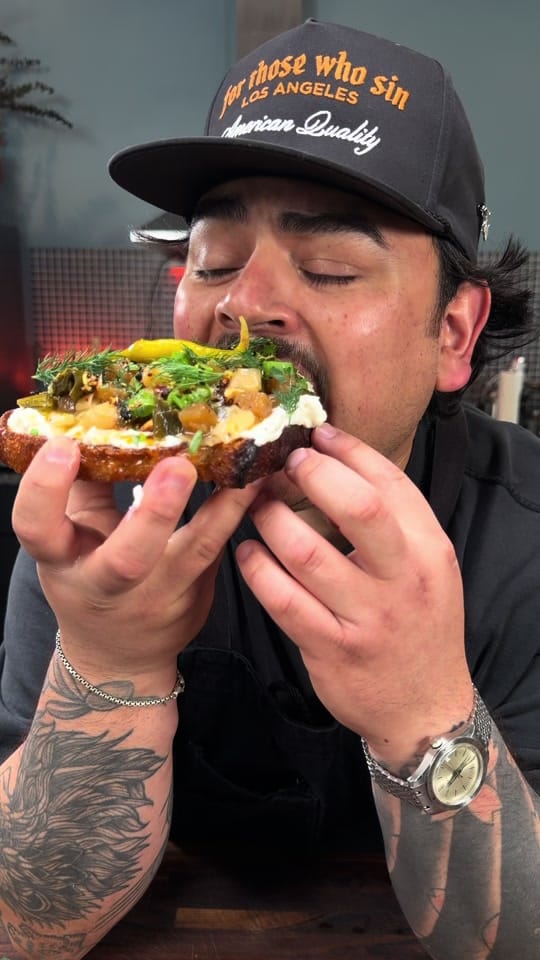 Post 2 by Jonathan Zaragoza on TikTok (video)