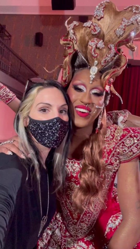 Post 9 by Designer Dianna DiNoble on TikTok (video)