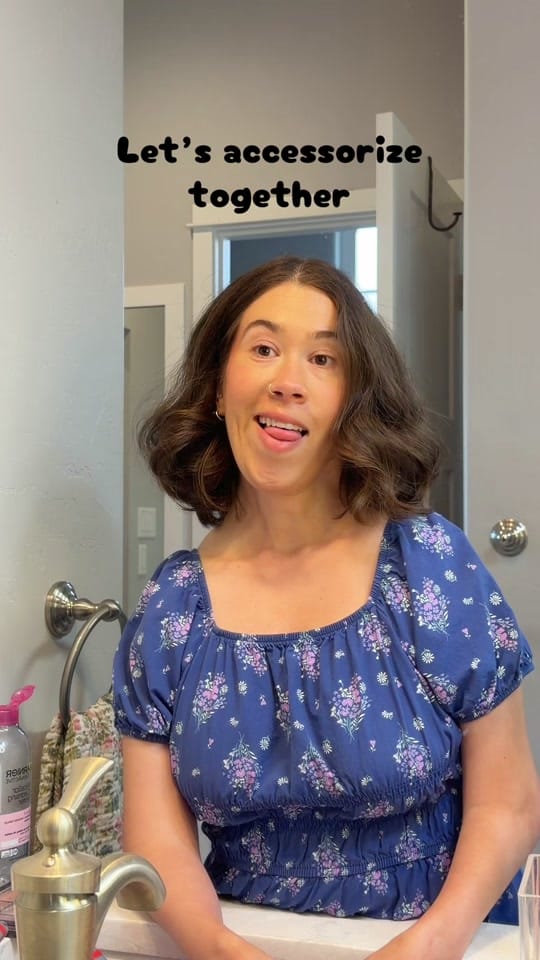 Post 5 by Naomi on TikTok (video)