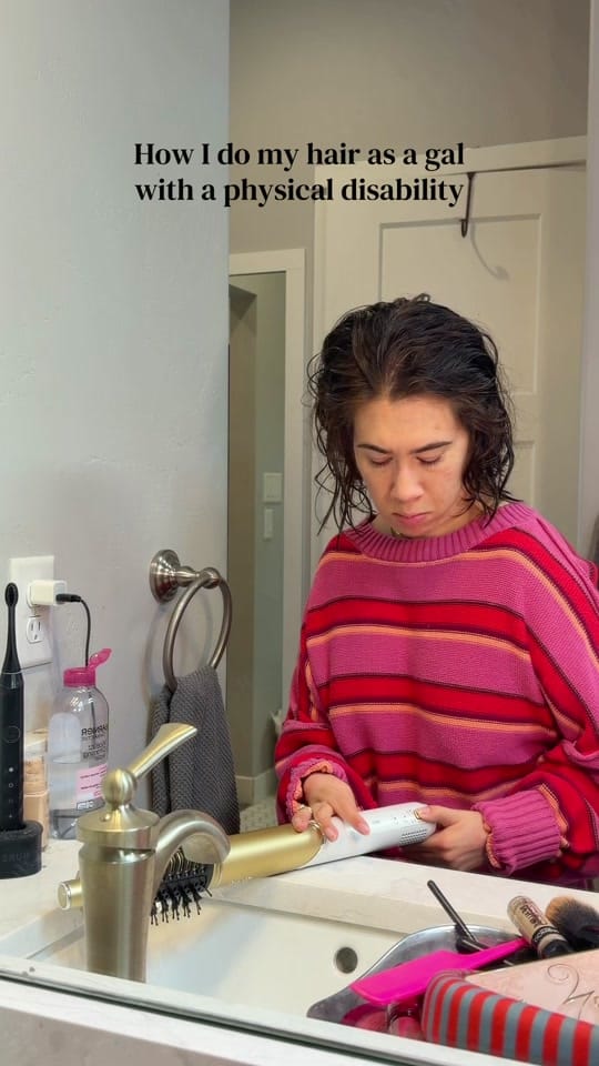 Post 8 by Naomi on TikTok (video)