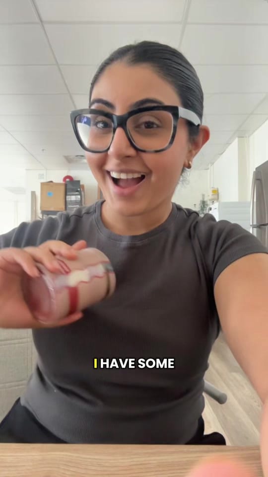 Post 3 by Just Cakes on TikTok (video)