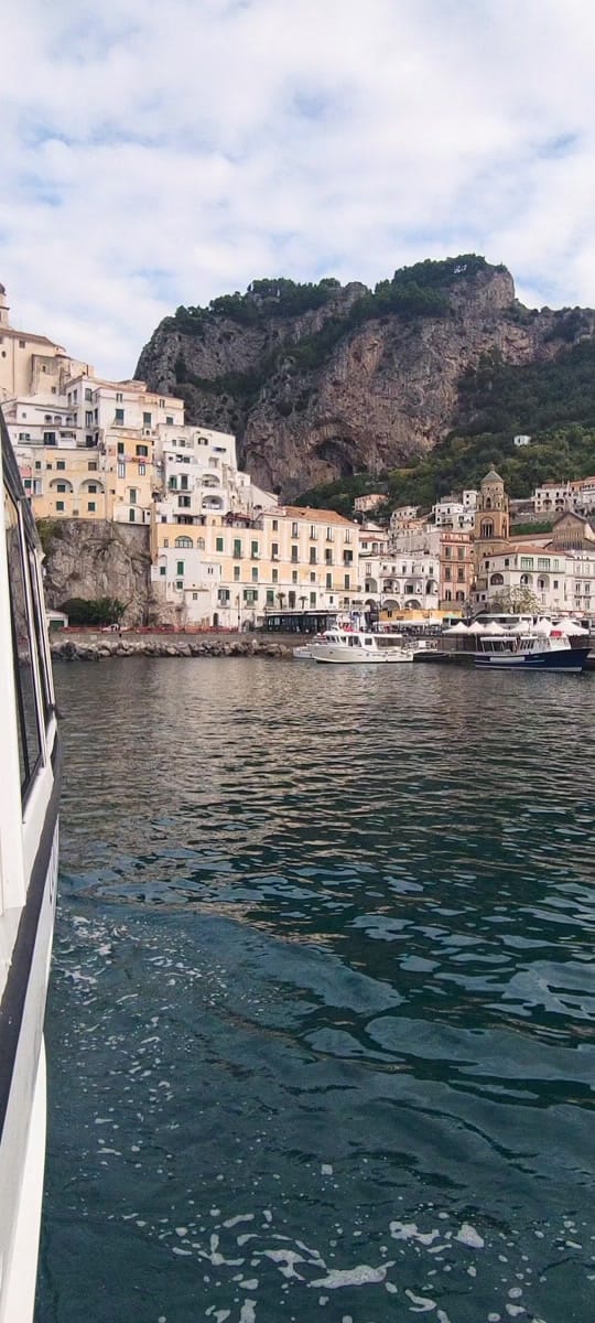 Post 2 by fifilives on TikTok (video)