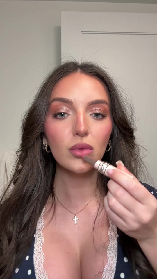 Post 8 by Victoria Verreet on TikTok (video)
