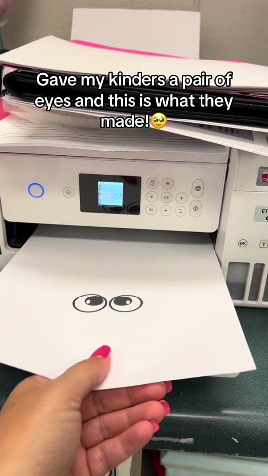Post 4 by Hollie Henderson on TikTok (video)