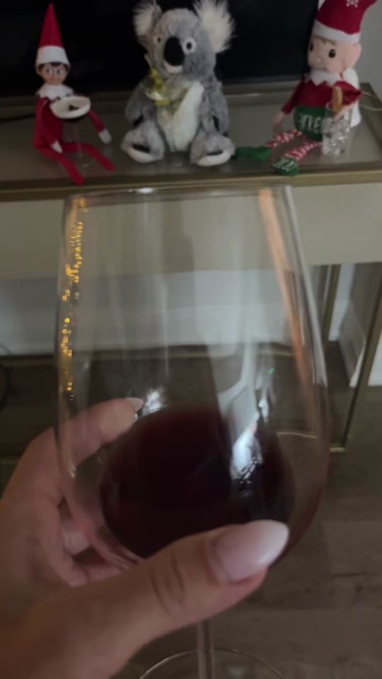 Post 7 by Klaudia Nunes on TikTok (video)