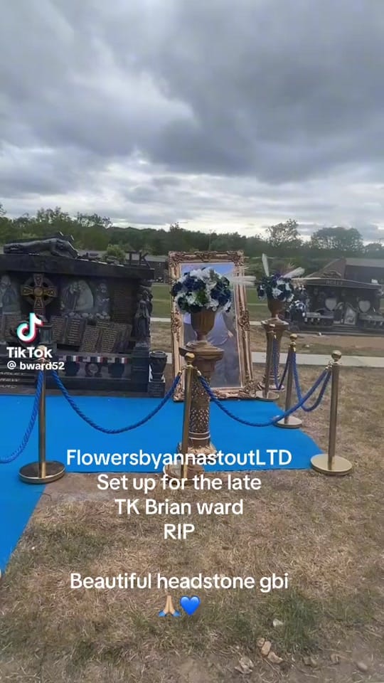 Post 1 by FlowersbyannastoutLTD on TikTok (video)
