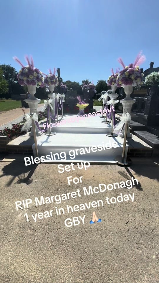 Post 8 by FlowersbyannastoutLTD on TikTok (video)