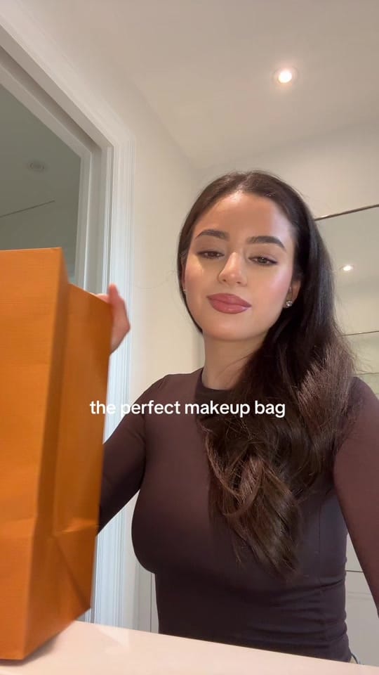 Post 6 by ivana on TikTok (video)