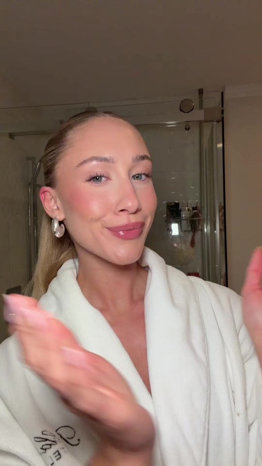 Post 10 by Bianka Synnette on TikTok (video)