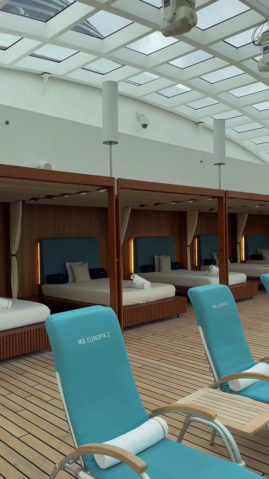 Post 2 by Travelmax.co.uk on TikTok (video)
