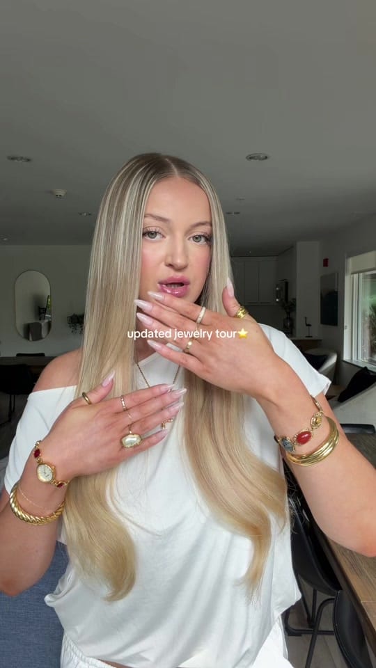 Post 6 by kaitlyn on TikTok (video)