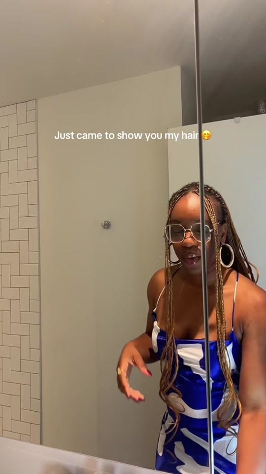 Post 3 by Gloria on TikTok (video)