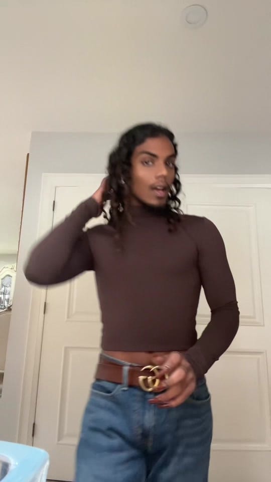 Post 10 by Fabzz on TikTok (video)