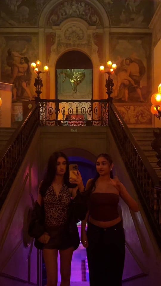 Post 7 by Selena on TikTok (video)