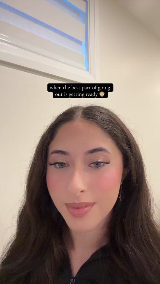 Post 8 by Sara on TikTok (video)