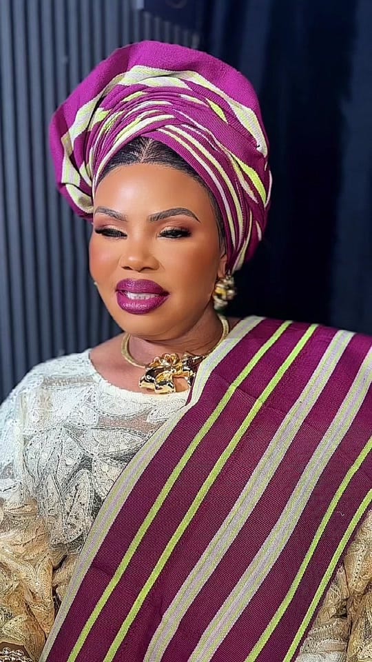 Post 8 by Rubekem Makeovers on TikTok (video)