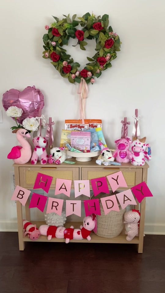 Post 8 by Debra Gabriella on TikTok (video)