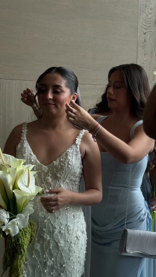 Post 2 by Analucia Diaz on TikTok (video)
