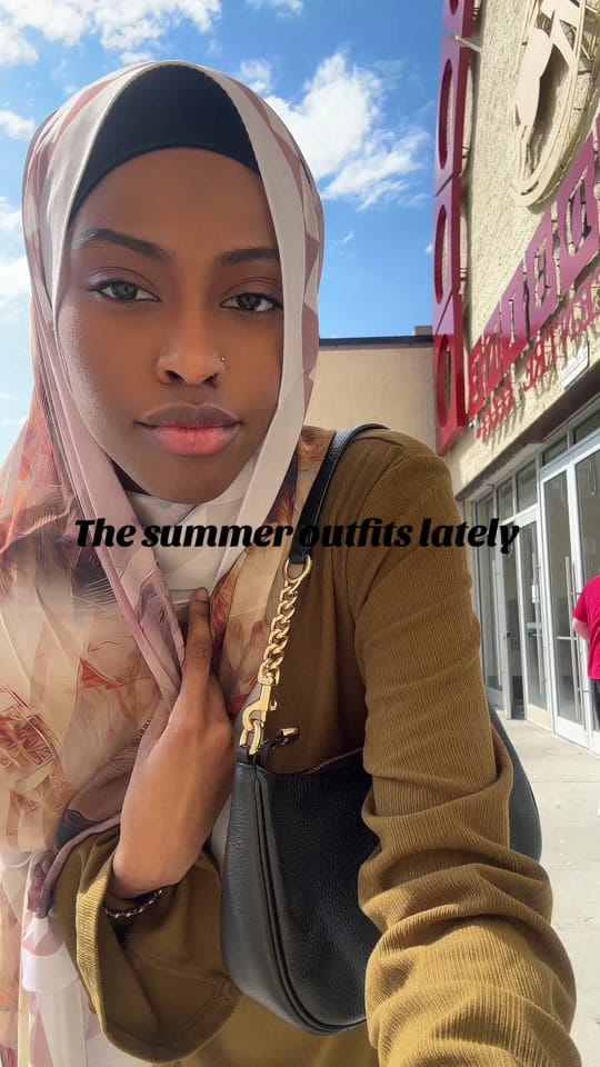Post 1 by Yasminimsay on TikTok (video)