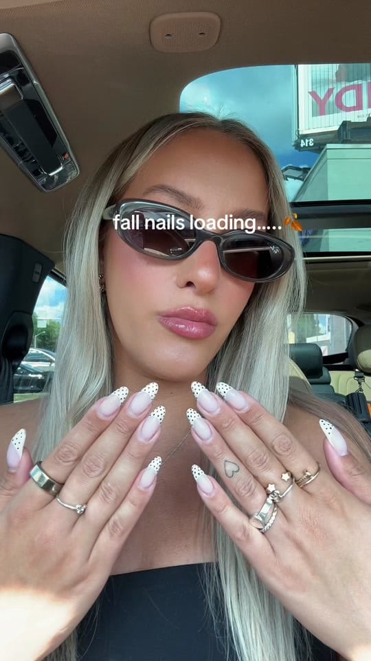 Post 8 by meg elliott on TikTok (video)