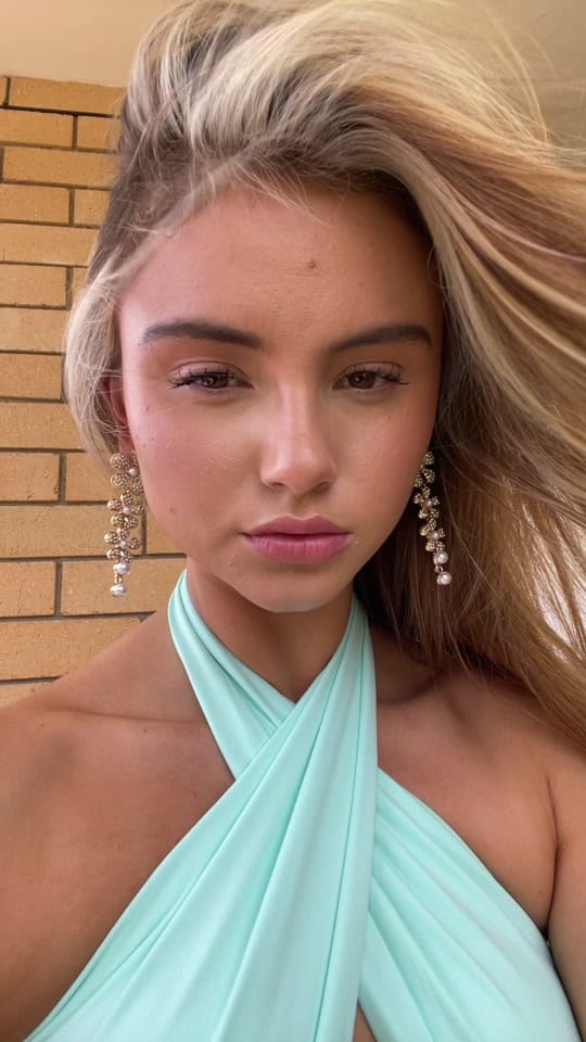 Post 8 by CHELSEA🌶️ on TikTok (video)