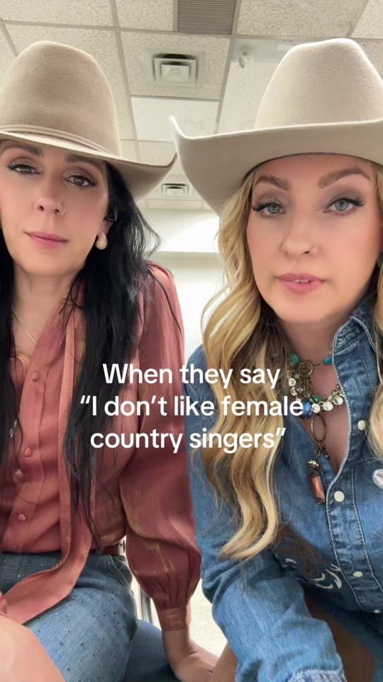 Post 1 by FOXX Worthee on TikTok (video)
