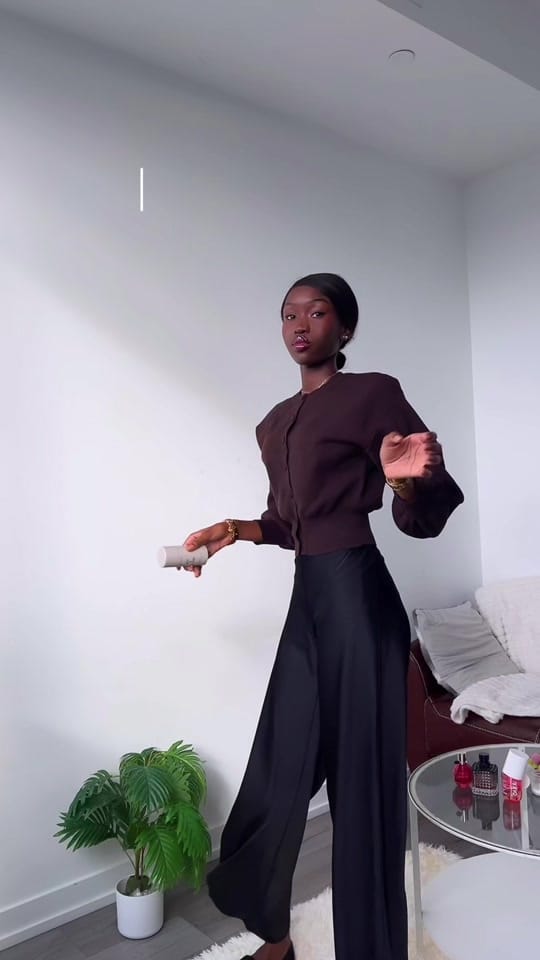 Post 6 by Ehlam on TikTok (video)