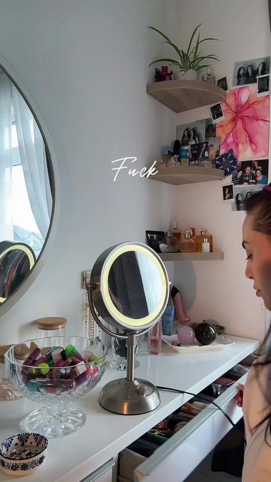 Post 5 by Em on TikTok (video)