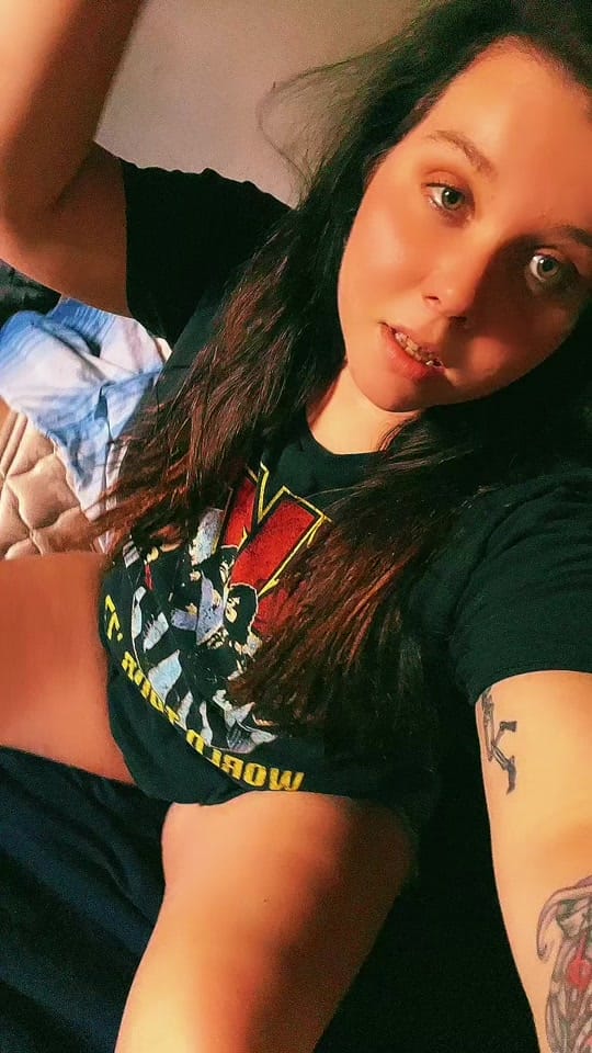 Post 8 by Chelsea ❤️😘 on TikTok (video)
