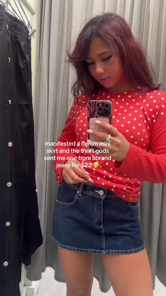 Post 1 by ☆ CHELSEA ☆ on TikTok (video)