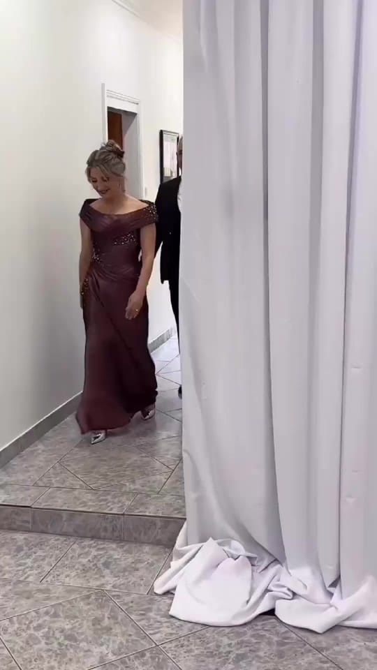 Post 10 by Elle Coco Boutique on TikTok (video)