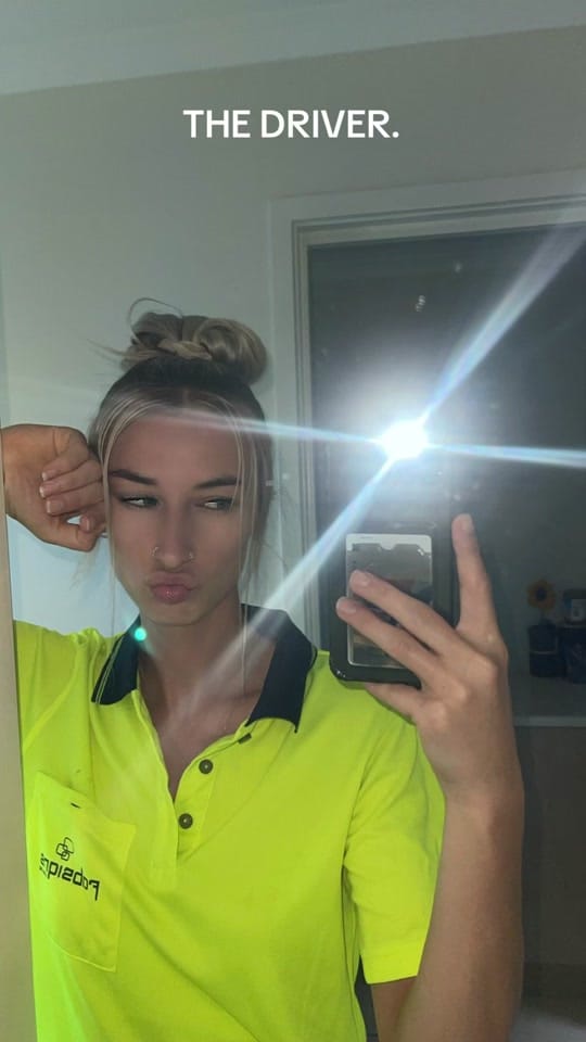 Post 3 by CH3L33 on TikTok (video)