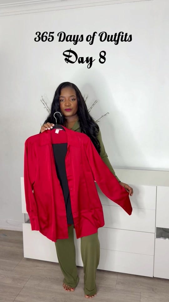 Post 2 by Lucinia on TikTok (video)