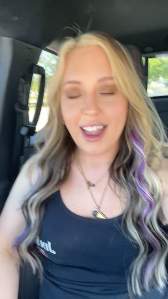 Post 1 by Ashley Victoria on TikTok (video)