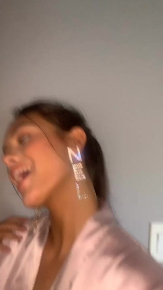 Post 10 by India on TikTok (video)