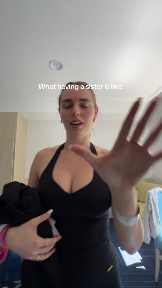 Post 3 by Chelsea💛 on TikTok (video)