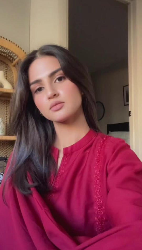 Post 8 by Khushi.wrch ᥫ᭡ on TikTok (video)