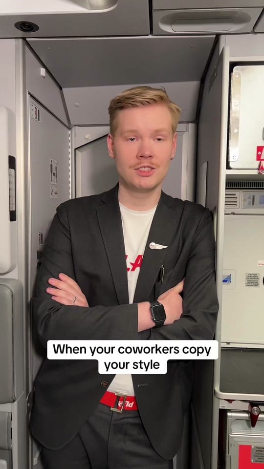 Post 4 by PLAY airlines on TikTok (video)