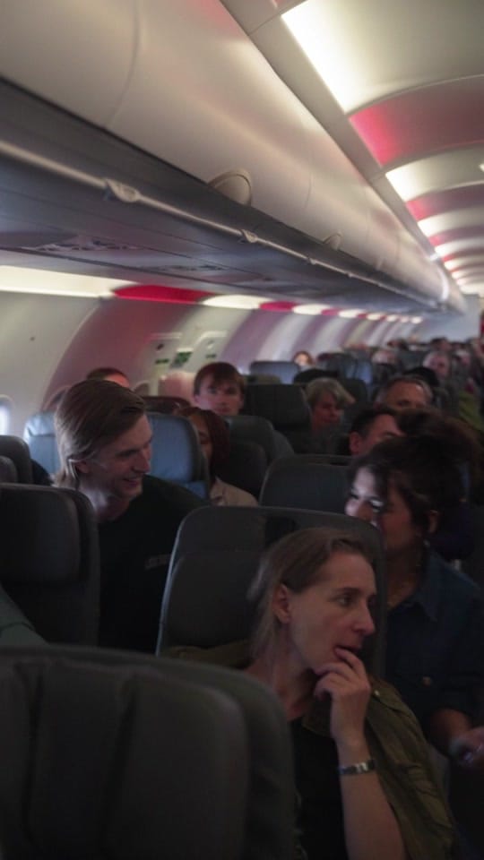Post 3 by PLAY airlines on TikTok (video)