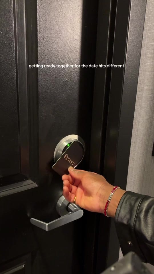 Post 4 by Eli & Amara on TikTok (video)