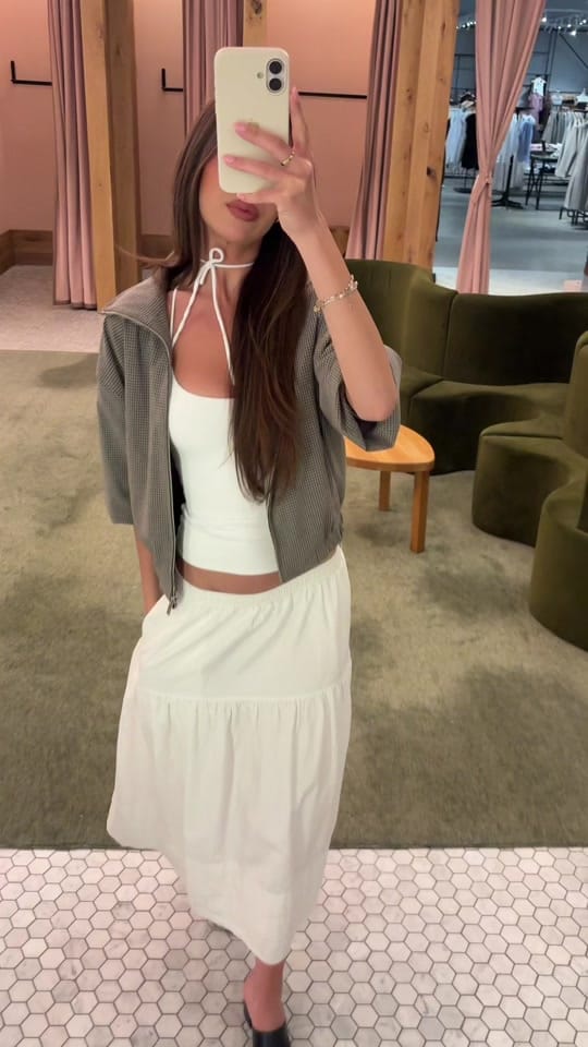 Post 1 by Sarah Serpa on TikTok (video)