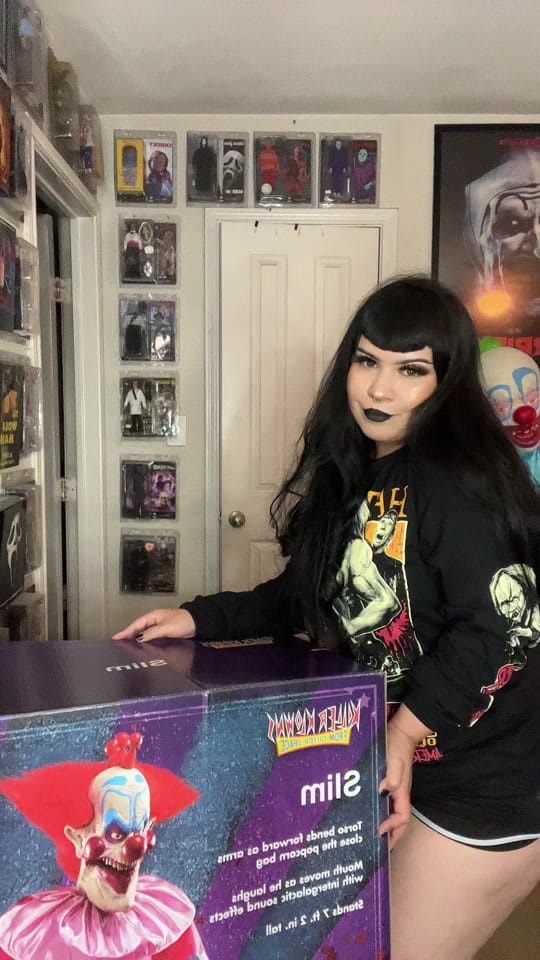 Post 8 by lori_horror on TikTok (video)