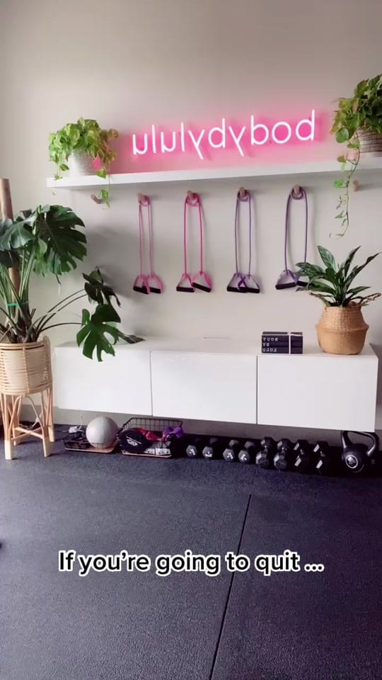 Post 8 by Lulu on TikTok (video)